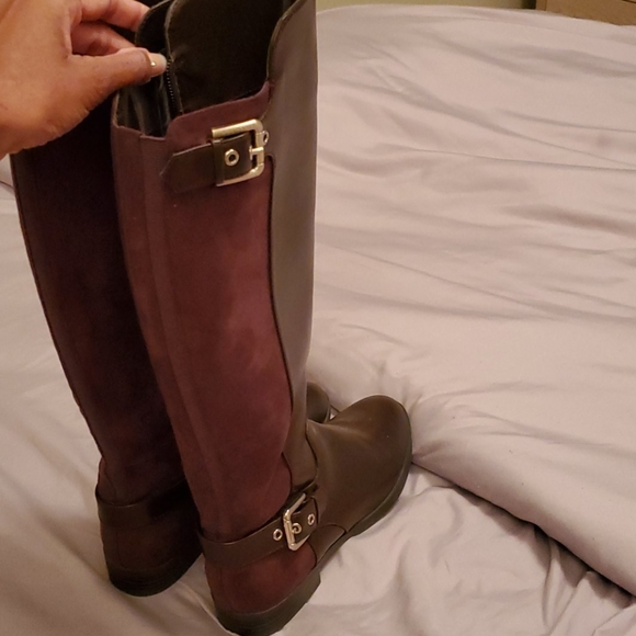 Knee boots - Picture 3 of 8